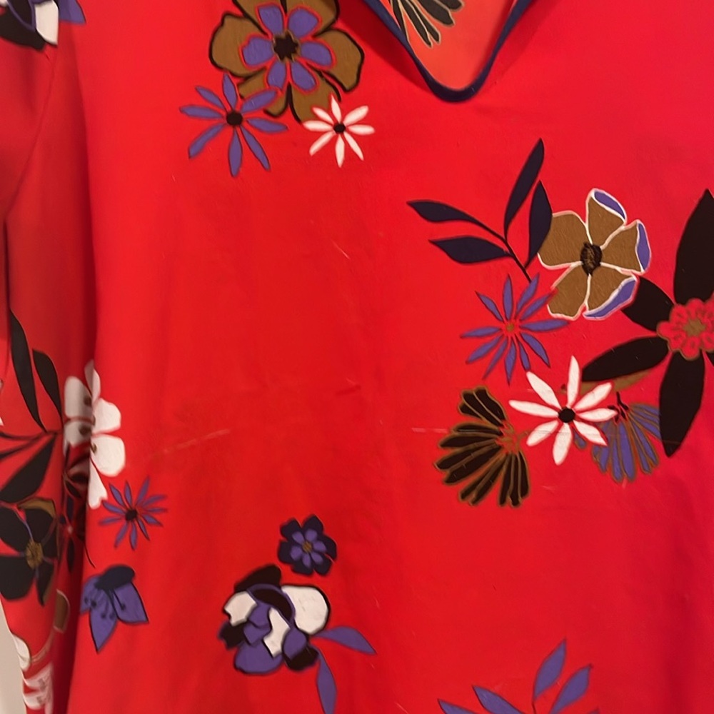 Red ModCloth Floral top - Picture 4 of 6